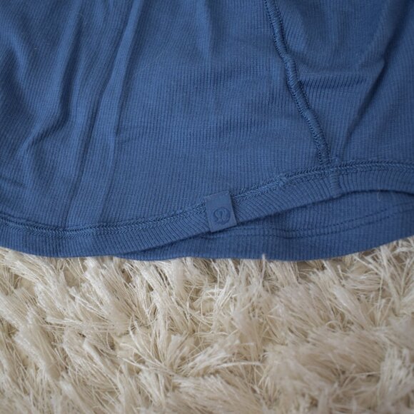 Lululemon Cropped Tank - Picture 3 of 3